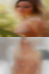 I find squirting seeking couples couples to be very hot.