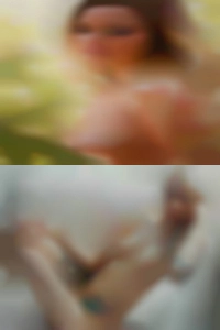 Average build nude free and woman physically fit.